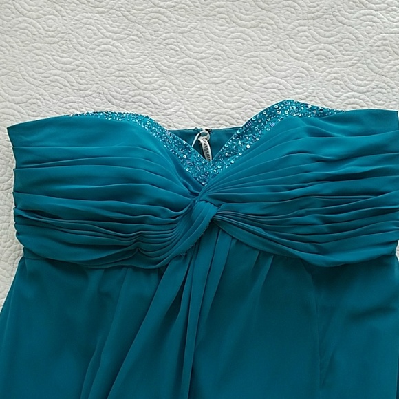 David's Bridal Dresses & Skirts - David's Bridal formal gown. Teal or blue